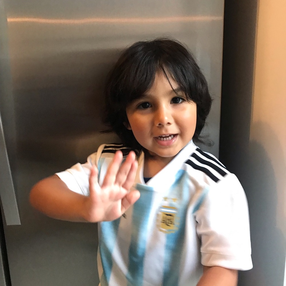 Meet your Posher, Noel